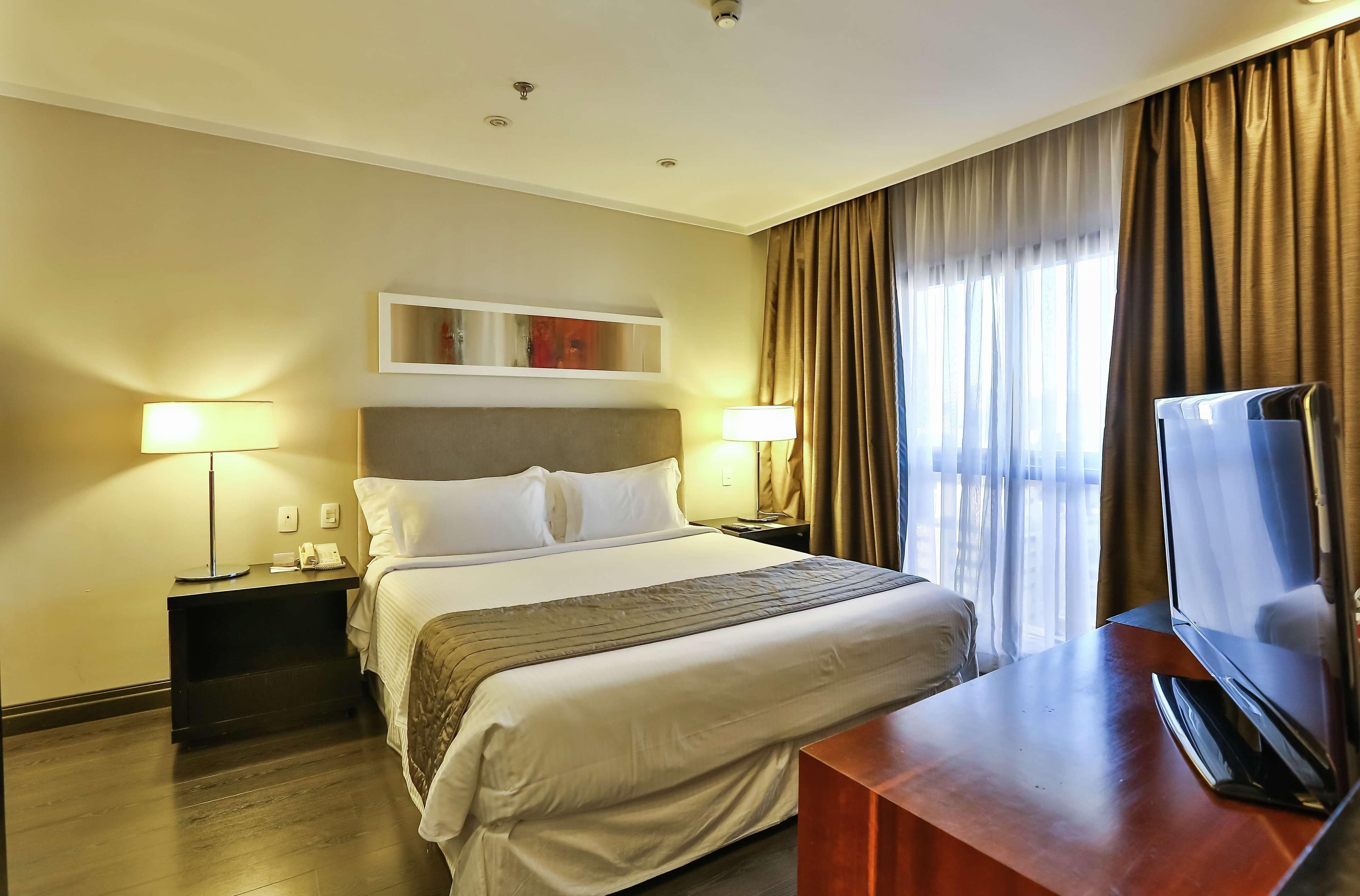 Hotel Double Tree By Hilton Sao Paulo Itaim Exteriér fotografie A bedroom at the hotel