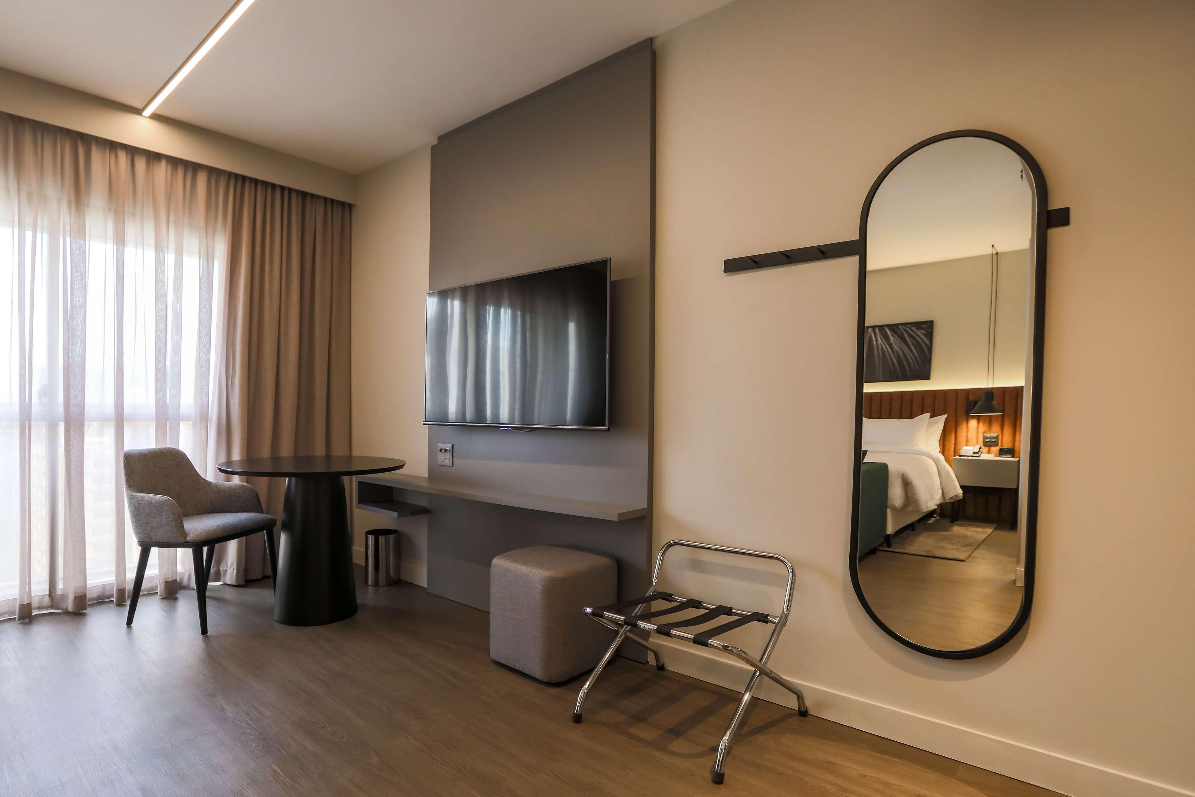 Hotel Double Tree By Hilton Sao Paulo Itaim Exteriér fotografie A room at the hotel