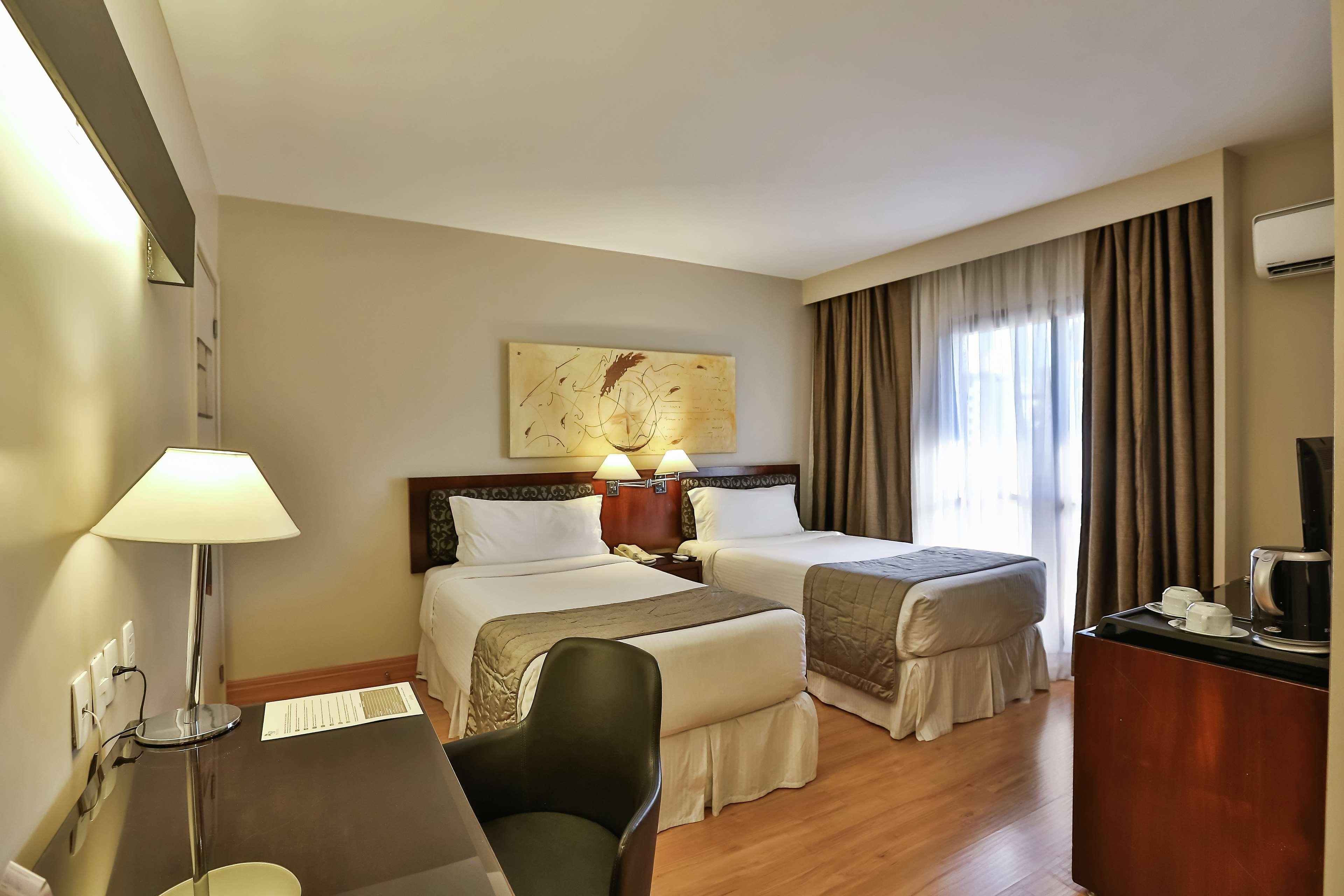 Hotel Double Tree By Hilton Sao Paulo Itaim Pokoj fotografie A room at the hotel