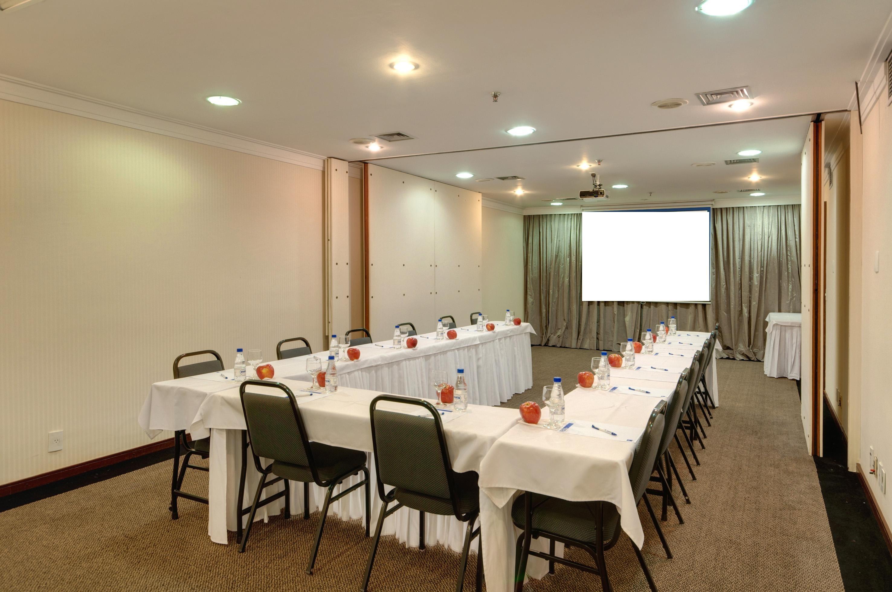 Hotel Double Tree By Hilton Sao Paulo Itaim Exteriér fotografie Meeting room