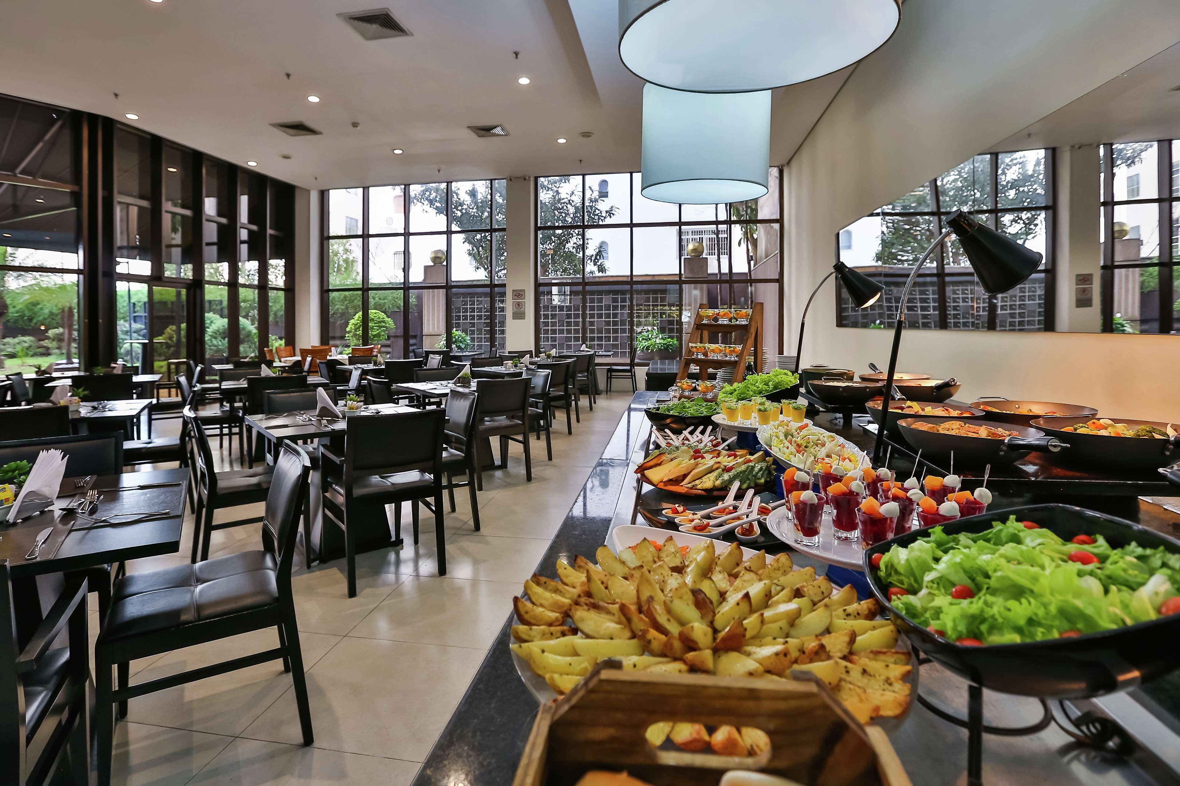 Hotel Double Tree By Hilton Sao Paulo Itaim Exteriér fotografie The restaurant